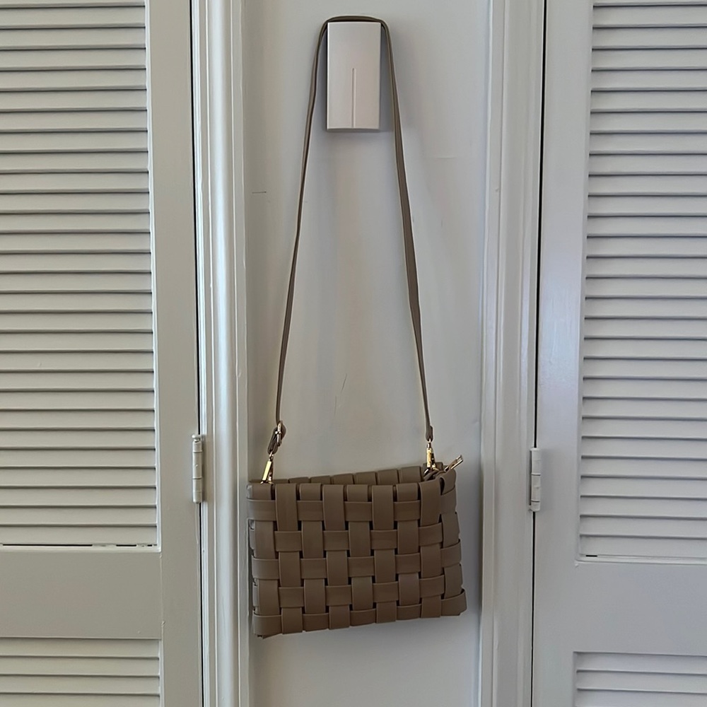 Anthropologie Beige Lindy Woven Clutch Faux Leather Crossbody Bag 👛
